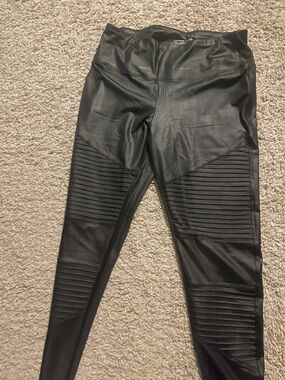 Andrew Marc Sport Black Faux Leather Leggings